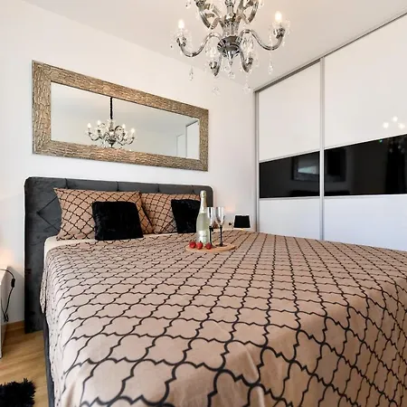 Apartament Lauris Luxury *